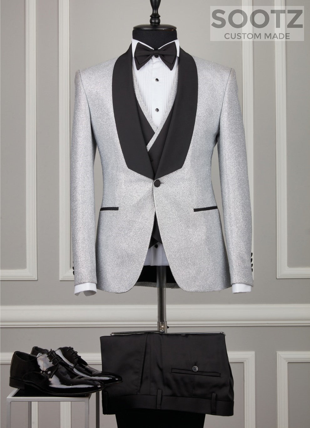 Silver Textured Tuxedo Set - Shawl Lapel